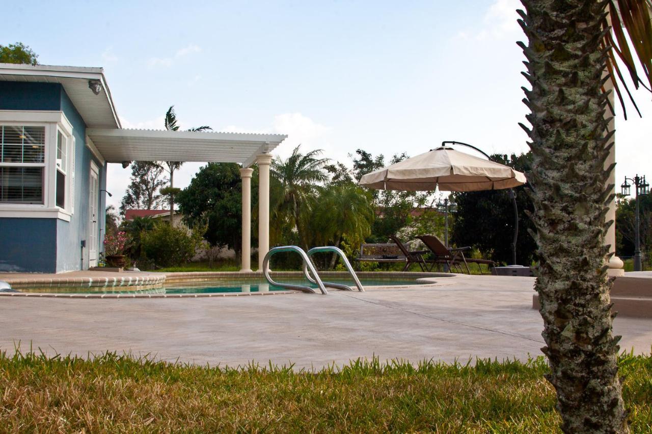 Homestay Weston Ranches Southwest Ranches Экстерьер фото